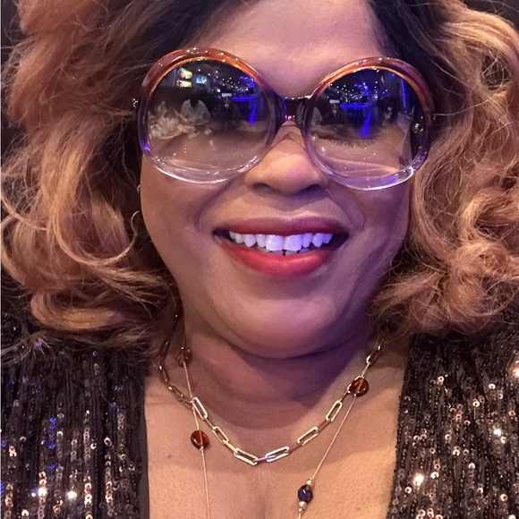 My closet name it plunketth. Ambassador.ll party, April.28/2025 come help me 🎉 - Picture 7 of 16